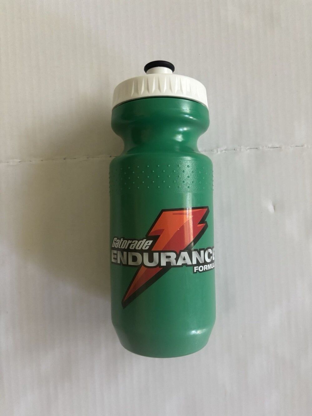 Vintage Gatorade Endurance Formula 16 oz Squeeze Water Bottle GreenWhite PushCap